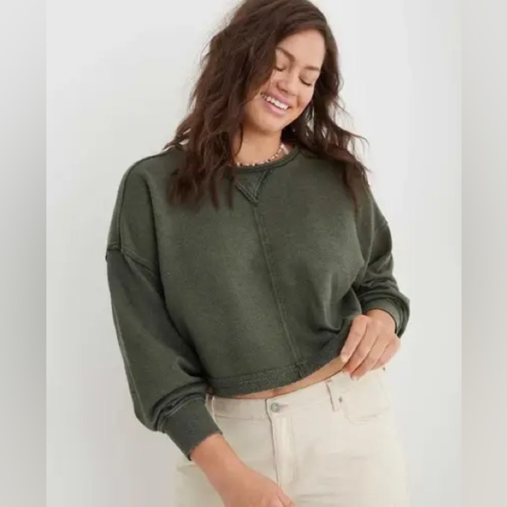 Aerie Beach Party Cropped Crewneck